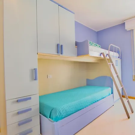 Shopping Center - Immobiliare Apartment Lido di Jesolo